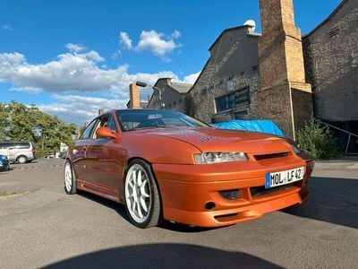 Orange Gebraucht 1993 Opel Calibra Coupé | 10.000 €