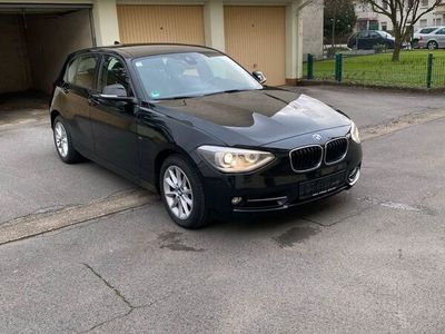 gebraucht BMW 118 i Sport line Navi Temp. Klima Scheckheft Xenon Kette neu