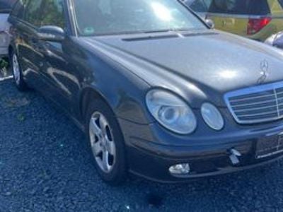 Mercedes E270