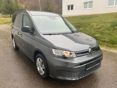 Neu VW Caddy Family 116 PS (85 kW) 2026 Grau Van / Kleinbus
