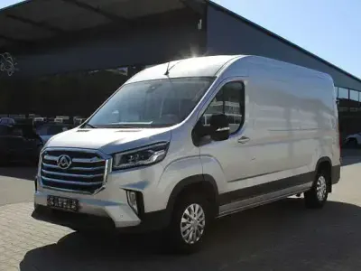 Gebraucht Maxus V90 148 PS (108 kW) 2024 Silber Van