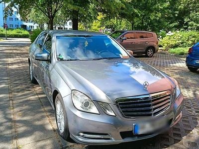Mercedes E220