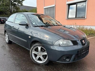Grau Gebraucht 2007 Seat Ibiza Kleinwagen | 1.990 € (Fairer Preis)