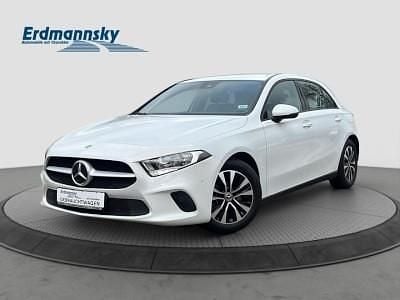 Gebraucht Mercedes A200 150 PS (110 kW) 2022 Digitalweiss (weiß) Limousine