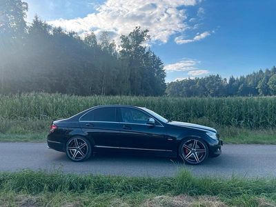 Gebraucht Mercedes C320 224 PS (164 kW) 2008 Schwarz Limousine