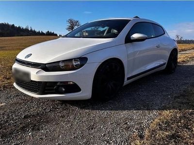 Gebraucht VW Scirocco 122 PS (89 kW) 2009 Weiß Coupé