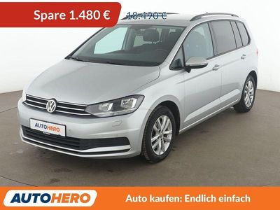 Grau Gebraucht 2019 VW Touran Comfortline Van / Kleinbus | 17.010 € (Fairer Preis)