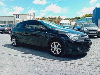 Opel Astra GTC
