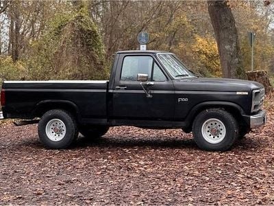 Usado Ford F100 350 HP (257 kW) 1988 Preto