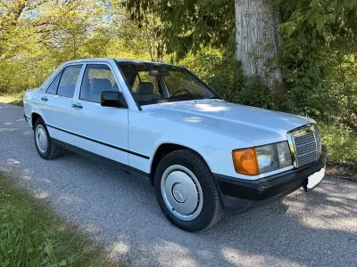 Brugt Mercedes 190 72 HK (52 kW) 1986 Hvid Sedan