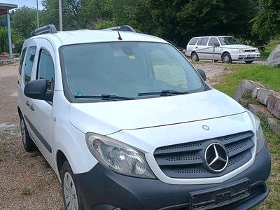 Mercedes Citan 109