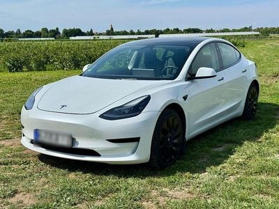 Gebraucht Tesla Model 3 Standard Range Plus 239 kW (325 PS) 2021 Weiß Limousine