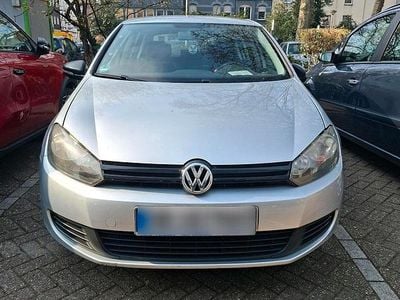 Gebraucht VW Golf VI 80 PS (58 kW) 2010 Silber Kleinwagen