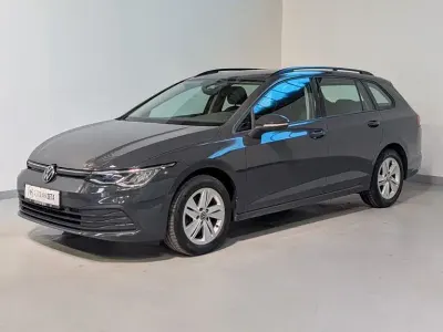 Gebraucht VW Golf VIII Life 150 PS (110 kW) 2022 Grau Limousine