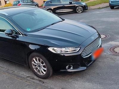 Gebraucht Ford Mondeo Titanium 150 PS (110 kW) 2015 Schwarz Kombi
