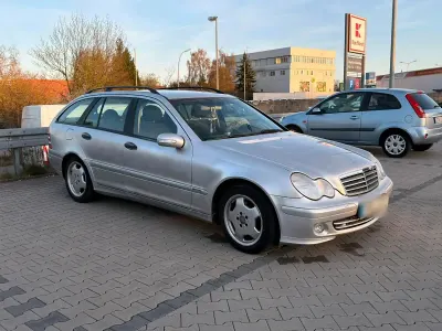 Gebraucht Mercedes C220 150 PS (110 kW) 2005 Grau Kombi