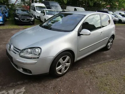 Gebraucht VW Golf V United 105 PS (77 kW) 2007 Silber Limousine