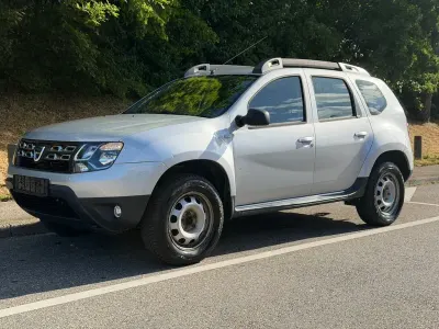 Gebraucht Dacia Duster Lauréate 105 PS (77 kW) 2014 SUV