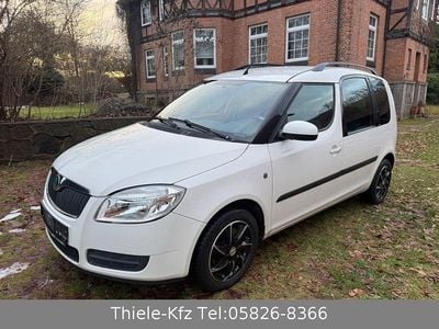 Weiß Gebraucht 2009 Skoda Roomster Style Van / Kleinbus | 3.499 € (Fairer Preis)