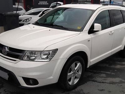 Gebraucht Fiat Freemont Urban 170 PS (125 kW) 2012 Weiß SUV