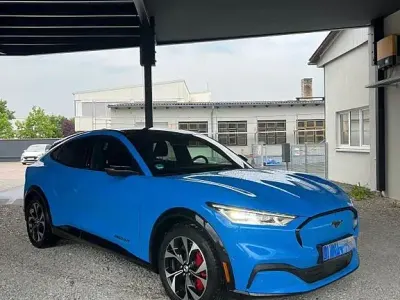 Gebraucht Ford Mustang Mach-E 258 kW (351 PS) 2022 Blau SUV