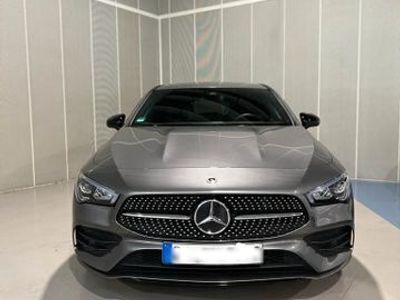 gebraucht Mercedes CLA200 Shooting Brake /AMG-Line /Soundsystem /NIGHT/W...