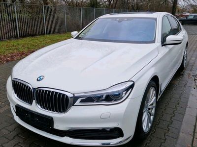 BMW 750