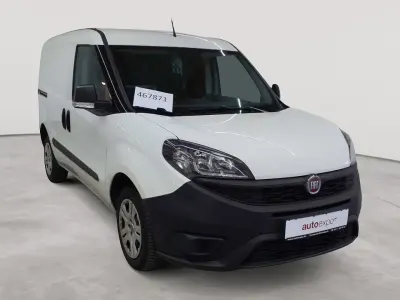 Gebraucht Fiat Doblò Basis 101 PS (74 kW) 2022 Weiß Van / Kleinbus