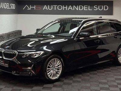 Black sapphire metallic Gebraucht 2022 BMW 318 Luxury Line Kombi | 23.300 € (Fairer Preis)