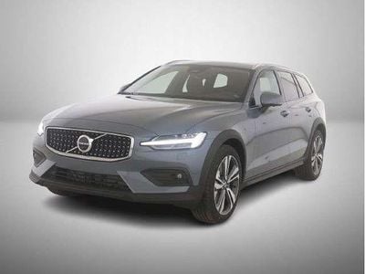 Gebraucht Volvo V60 CC Ultimate 250 PS (183 kW) 2024 Thunder grey / metallic Kombi