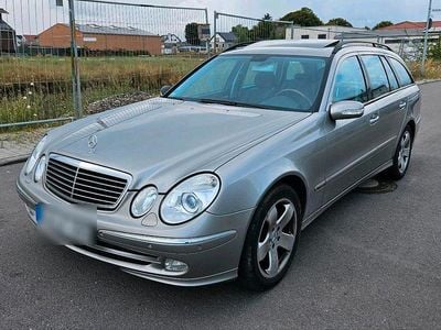 Mercedes E320
