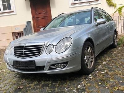 Mercedes E280