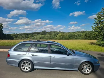 Gebraucht BMW 525 Lifestyle 163 PS (119 kW) 2003 Blau Kombi