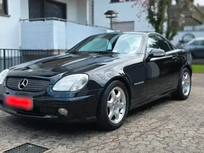 Gebraucht Mercedes SLK230 197 PS (144 kW) 2000 Schwarz Cabrio