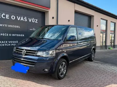 Gebraucht VW Caravelle 140 PS (102 kW) 2011 Blau Van
