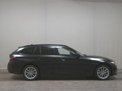 Usata BMW 330 Sport Line 286 CV (210 kW) 2022 Nero Station wagon