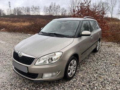 Gebraucht Skoda Fabia 75 PS (55 kW) 2010 Braun Kombi