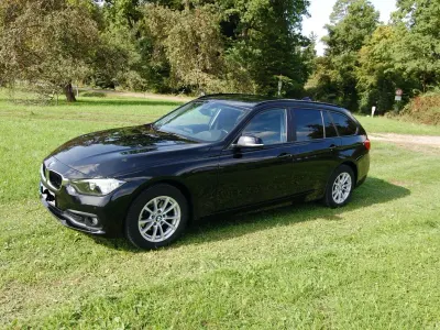 Gebraucht BMW 318 Advantage 136 PS (100 kW) 2017 Schwarz Kombi