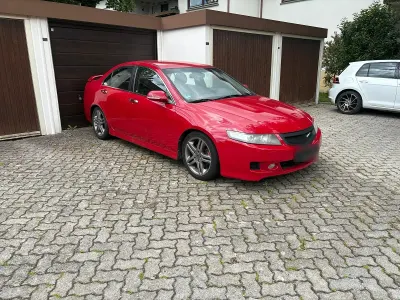 Gebraucht Honda Accord 156 PS (114 kW) 2008 Rot Limousine