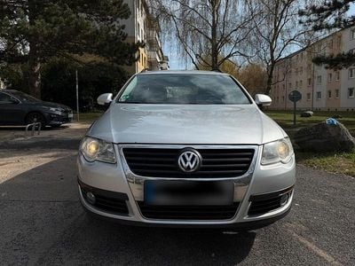 Gebraucht VW Passat 140 PS (102 kW) 2010 Kombi
