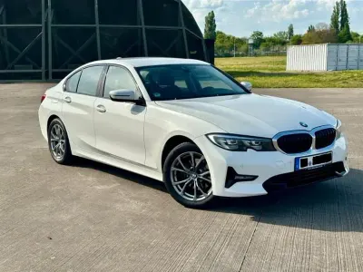 Gebraucht BMW 320 M Sport 190 PS (139 kW) 2019 Weiß Limousine