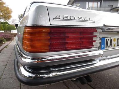Gebraucht Mercedes 450 224 PS (164 kW) 1974 Silber Limousine