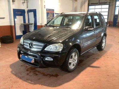 Gebraucht Mercedes ML270 Edition 163 PS (119 kW) 2005 Schwarz SUV