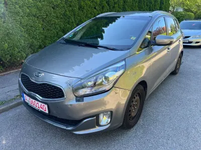 Gebraucht Kia Carens Edition 7 135 PS (99 kW) 2015 Silber Van / Kleinbus