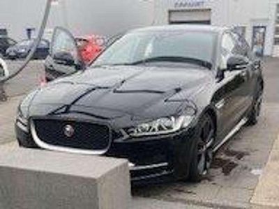 Schwarz Gebraucht 2017 Jaguar XE R-Sport Limousine | 21.900 €
