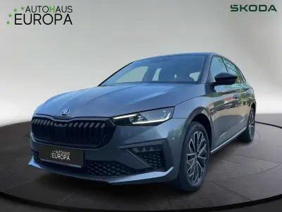 Gebraucht Skoda Scala 150 PS (110 kW) 2026 Graphite grau metallic Kleinwagen