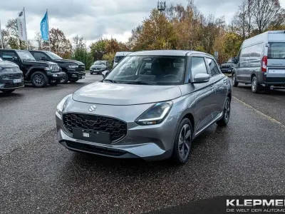 Neu Suzuki Swift Comfort+ 83 PS (61 kW) 2025 Premium silver Limousine