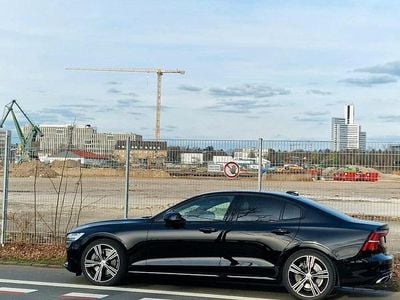 Gebraucht Volvo S60 R-Design 253 PS (186 kW) 2020 Schwarz Limousine