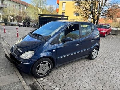 Gebraucht Mercedes A160 116 PS (85 kW) 2003 Blau Kleinwagen