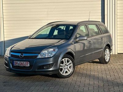 Gebraucht Opel Astra Edition 120 PS (88 kW) 2007 Grau Limousine